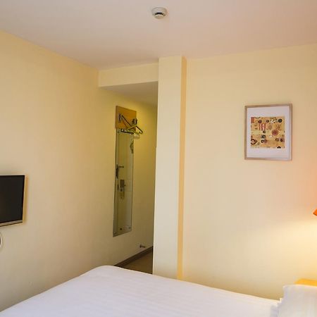 Home Inn Shanghai South Pudong Road Expo Екстериор снимка