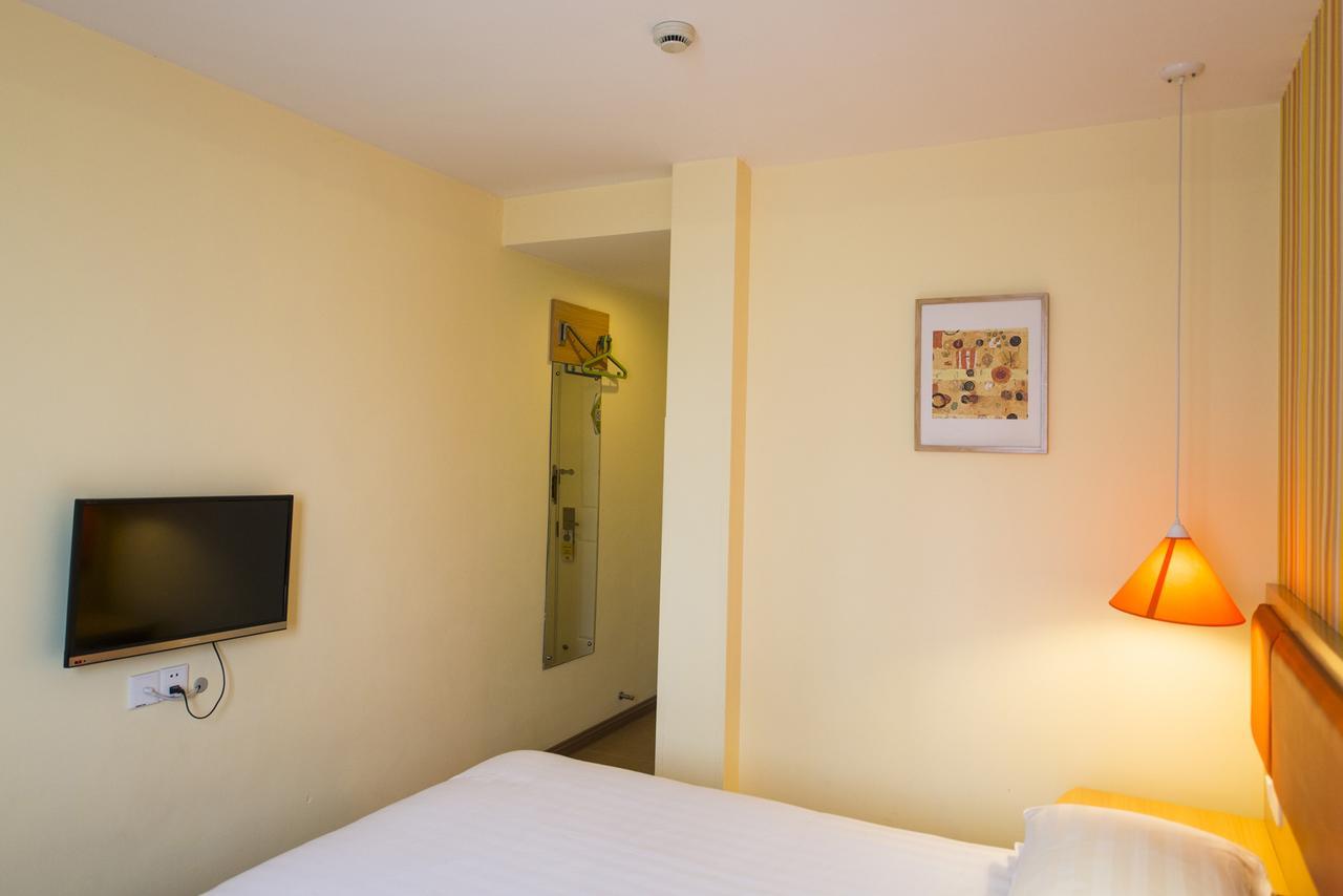 Home Inn Shanghai South Pudong Road Expo Екстериор снимка