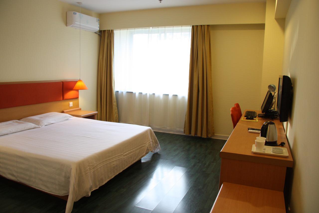 Home Inn Shanghai South Pudong Road Expo Екстериор снимка